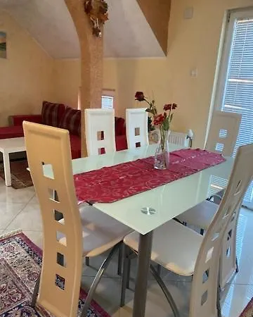 Apartment Mili *